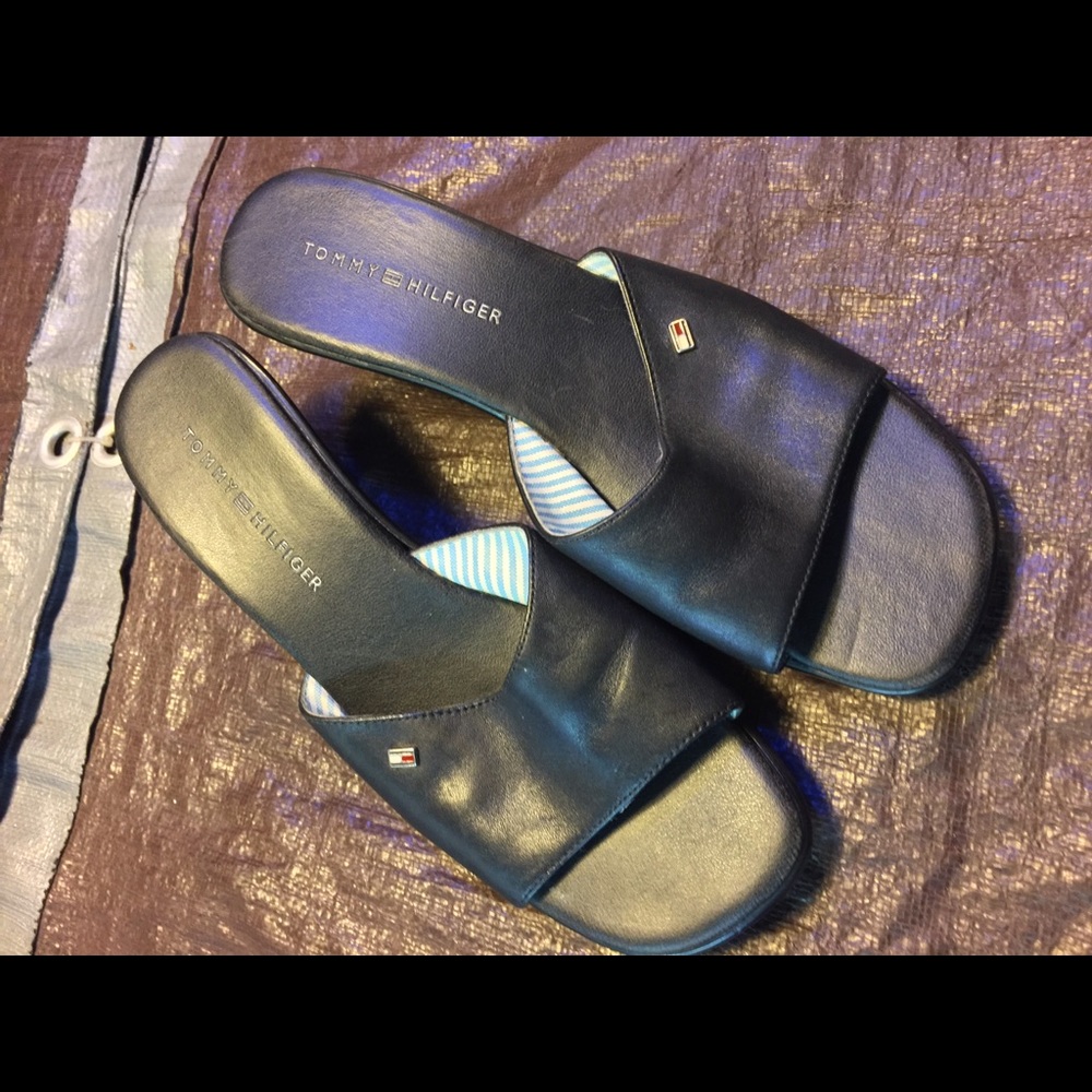 Tommy Hilfiger Black Slip-on Heel size 7M